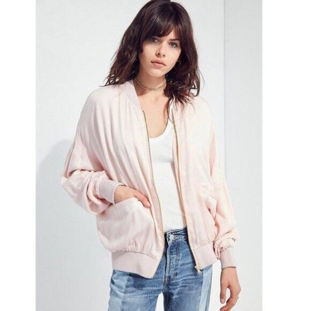 Urban Outfitters Silence + Noise Oversized Bomber Jacket Pink Full Zip Womens XS